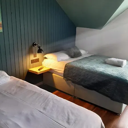 住宿加早餐酒店 Bythesea B&B